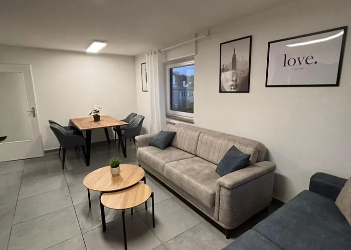 Nisay - * Schorndorf (Baden-Wurttemberg)